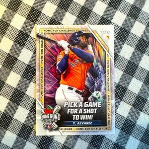 🚨HUGE SALE MUST GO🚨Brand New Y. Alvarez Topps Home Run Challenge Card